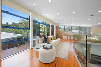 3 Ben James Drive, Hillsborough