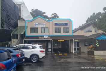 Tidy Retail Space in Popular Titirangi 