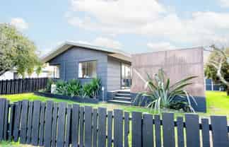 6A Lyn Grove, Papamoa