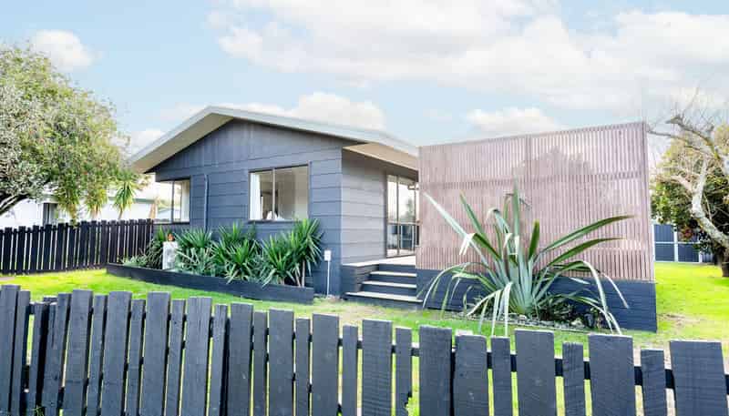 6A Lyn Grove, Papamoa