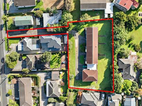 25 Church Crescent, Panmure