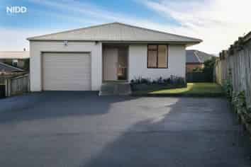 251 Larnach Road, Waverley