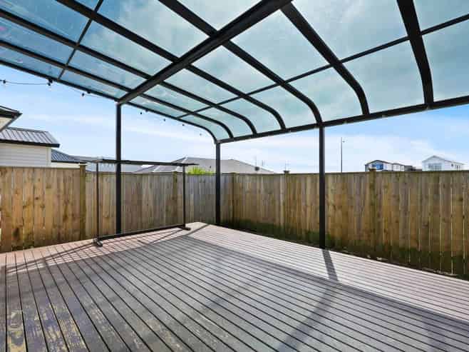 12 Korowhiti Road, Clarks Beach