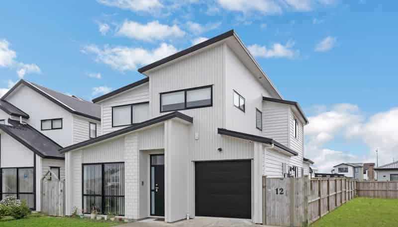 12 Korowhiti Road, Clarks Beach