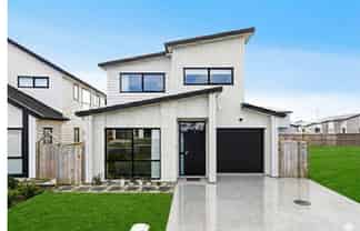 12 Korowhiti Road, Clarks Beach