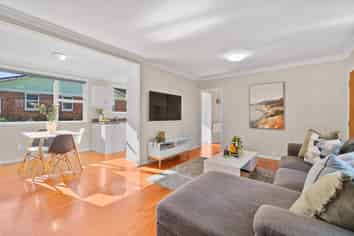 1A Talavera Place, Te Atatu South