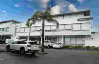 Stunning Albany Office with 4 carparks