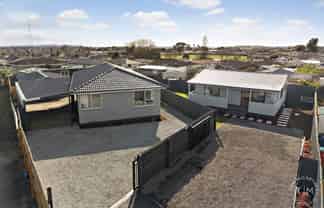 11 Darnell Crescent, Clover Park
