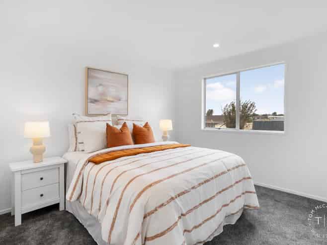 11 Darnell Crescent, Clover Park