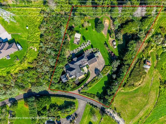 498 Redoubt Road, Flat Bush