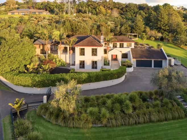 498 Redoubt Road, Flat Bush