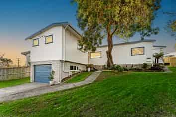640 Whangaparaoa Road, Stanmore Bay