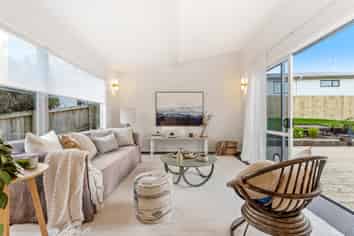 640 Whangaparaoa Road, Stanmore Bay
