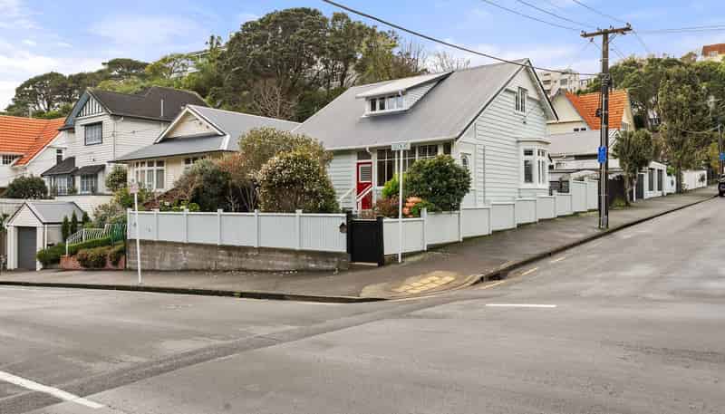 19 Glen Road, Kelburn