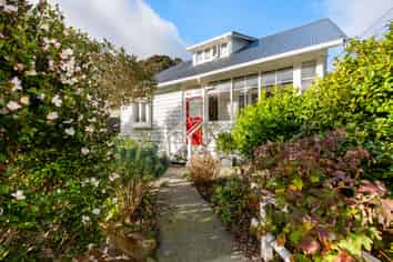 19 Glen Road, Kelburn