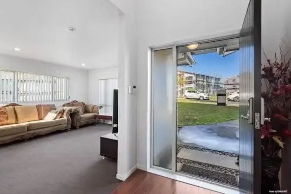6 Listack Drive, Flat Bush - Ansicht 5