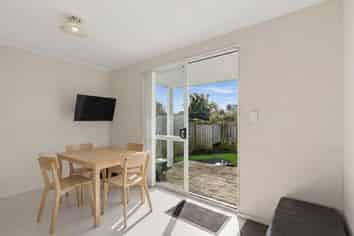 9 Norrie Smith Avenue, Flat Bush