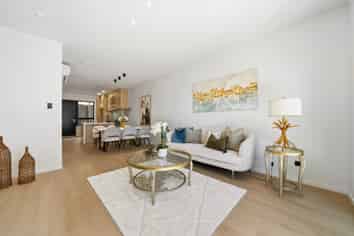 Auckland - Address withheld