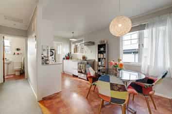 1A Glenford Lane, Te Atatu Peninsula