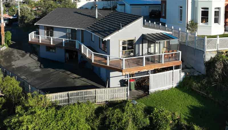 24 Coney Hill Road, Saint Clair