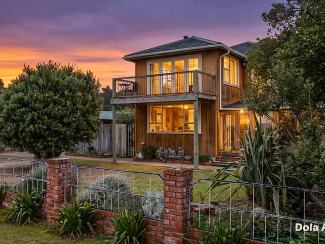 6 Chamberlain Avenue, Amberley