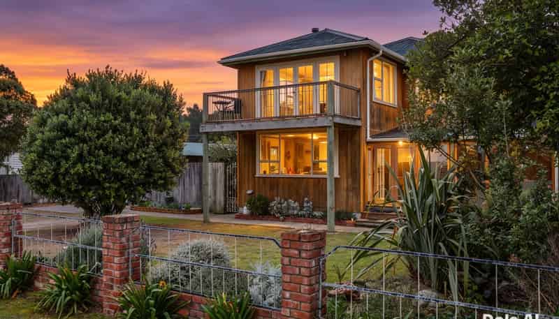 6 Chamberlain Avenue, Amberley