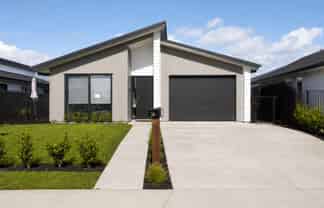24 Korari Street , TE KAUWHATA