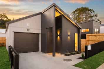 44 Ara Taha Cresent, Orewa