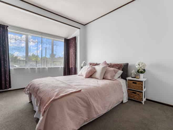 12 Bains Avenue, HAMILTON EAST