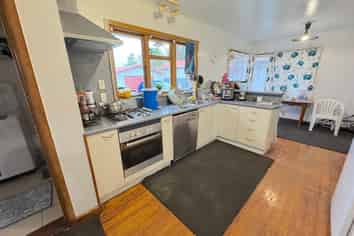 278 Waterloo Road, Hornby