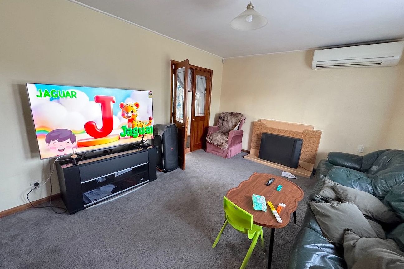 A home with great outdoor space, close to schools - Aanzicht 2