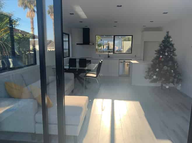 8a Caribbean Drive, Unsworth Heights