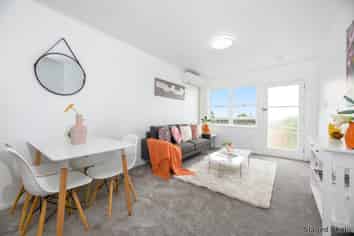 3/182 Carrington Road, Mount Albert