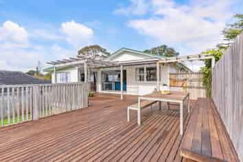 56 Totara Road, Te Atatu Peninsula