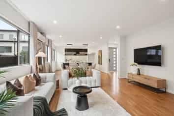 680 Mount Albert Road, Royal Oak