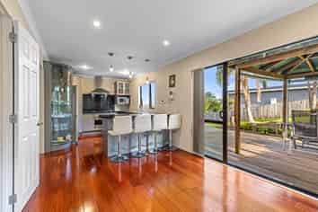 74 Rising Parade, Albany
