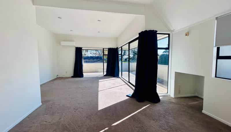 199 Abbotts Way, Remuera