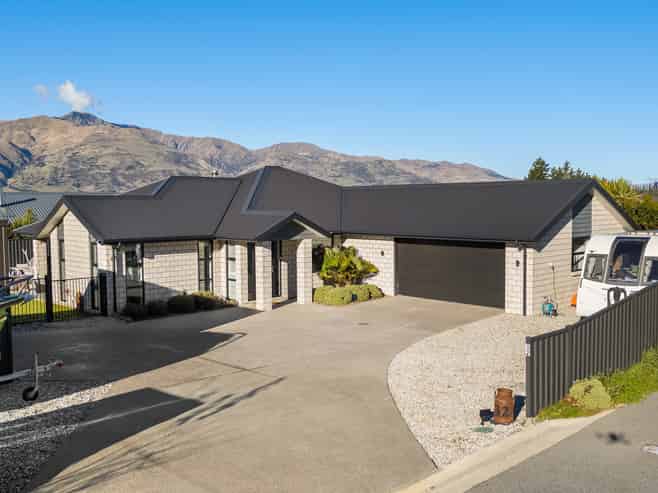 32 Timsfield Drive, Lake Hawea