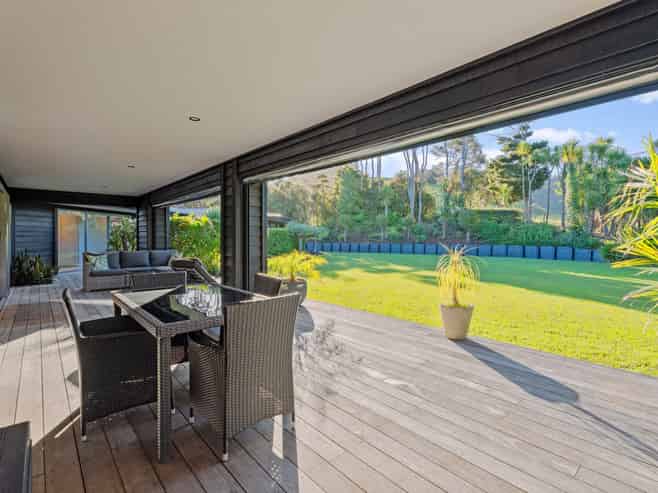 875 Hibiscus Coast Highway, Orewa