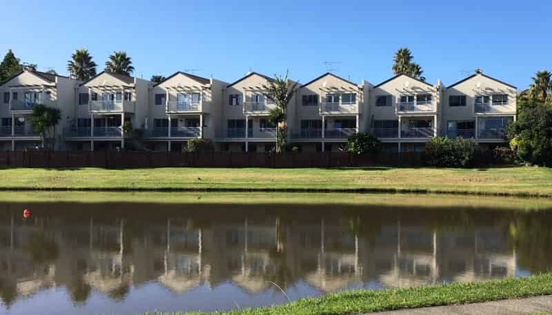 25 Greenway Rise, Gulf Harbour