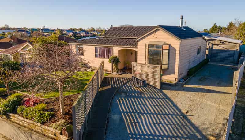 11 Rathmore Street, West End