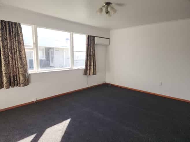 2/24 Copeland Street, Epuni