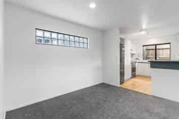 1/22 Marua Road, Ellerslie