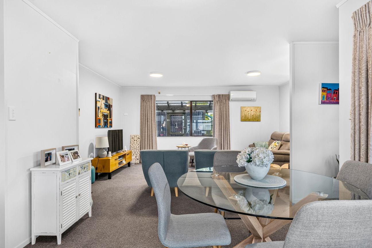 Immaculately presented brick and tile unit - Widok 6