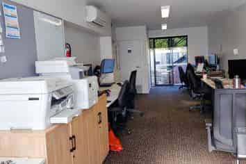 Split Level Suite - CBD Fringe