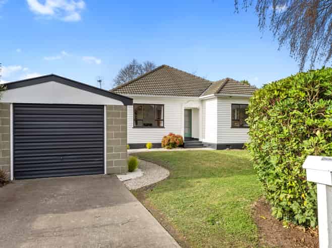 11 West Belt, Lincoln