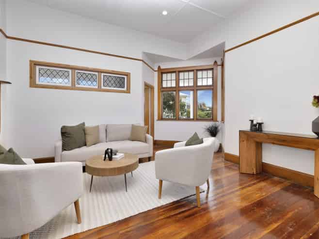 8 Garrison Street, Carterton