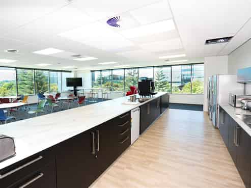 CBRE - Flexible Offices at Aon House