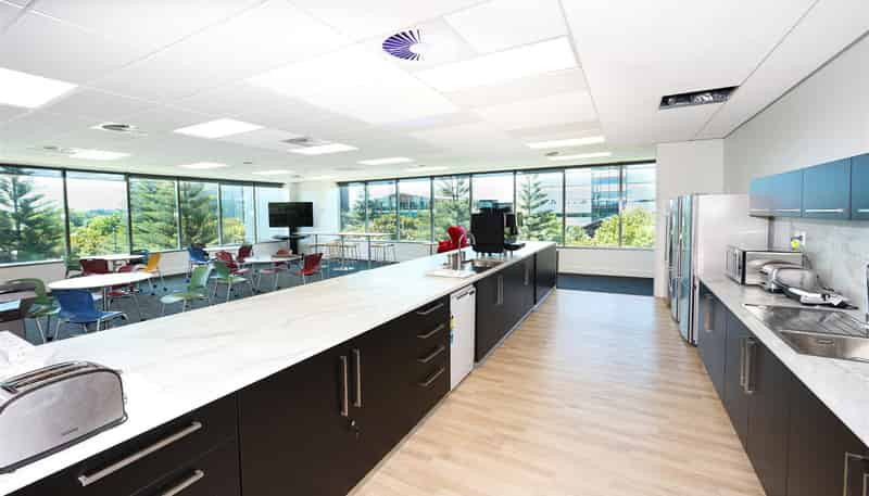  68 Taharoto Road, Takapuna