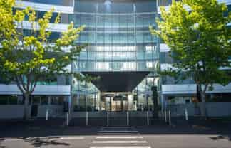 CBRE - Premium Smales Farm Office